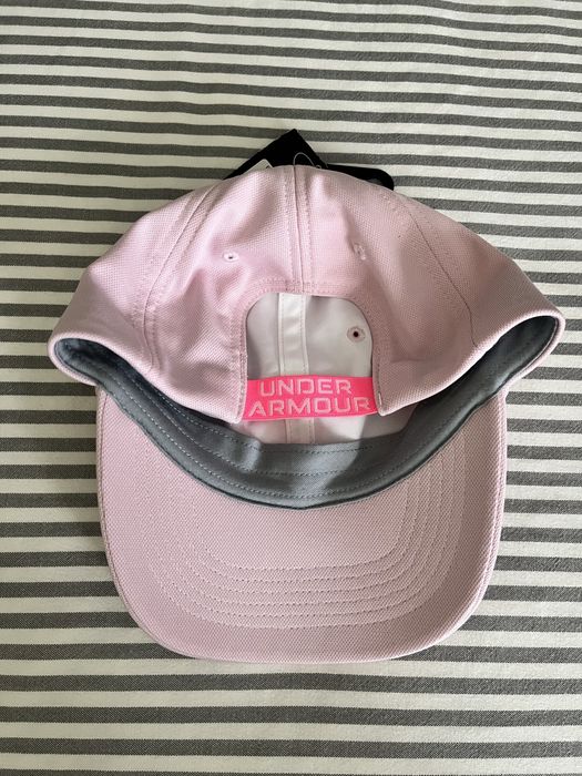 детска шапка с козирка Under Armour розова/лилава
