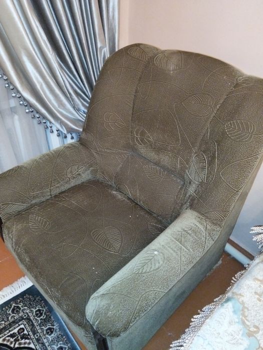 Продам два кресла