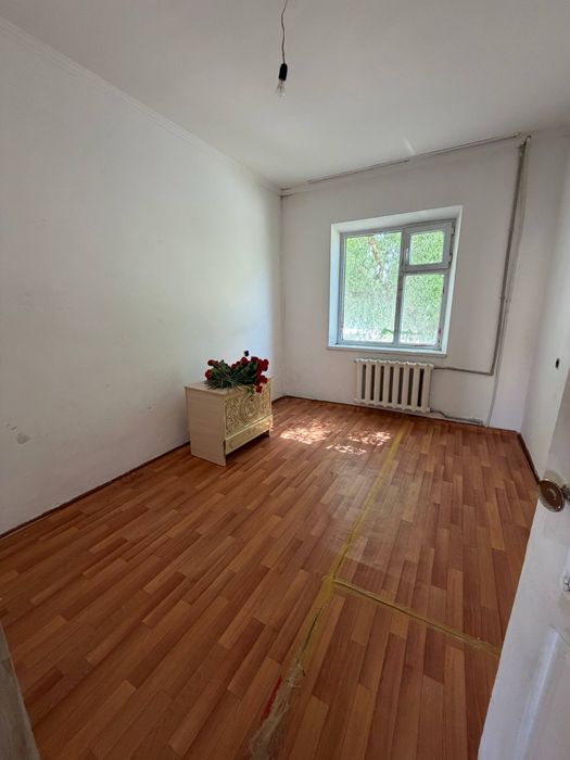 Мкр Мерей 22, 1 этаж 2 бөлме