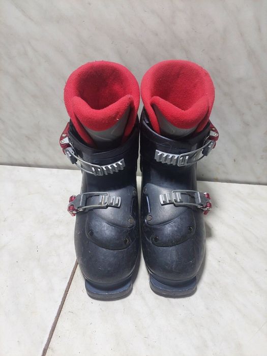 Clapari ski schi Salomon mondo  21,5 corespunde mărimii 32