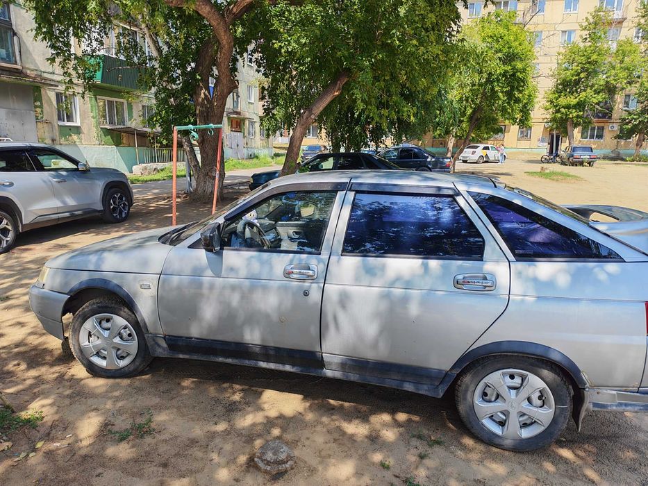 Продам машину ладу 12ку