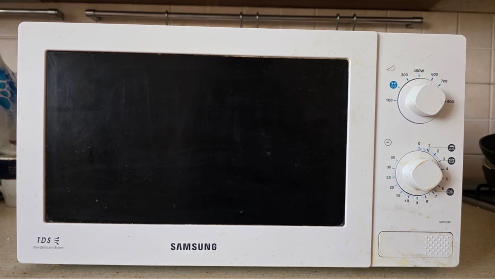 Микроволновка Samsung