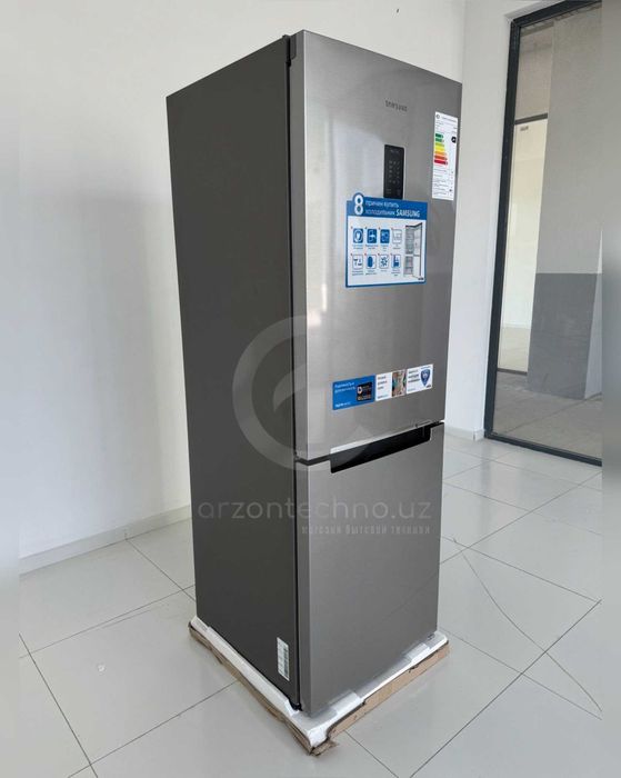 Холодильник Samsung RB29FERNDSA с дисплеем Inverter No Frost