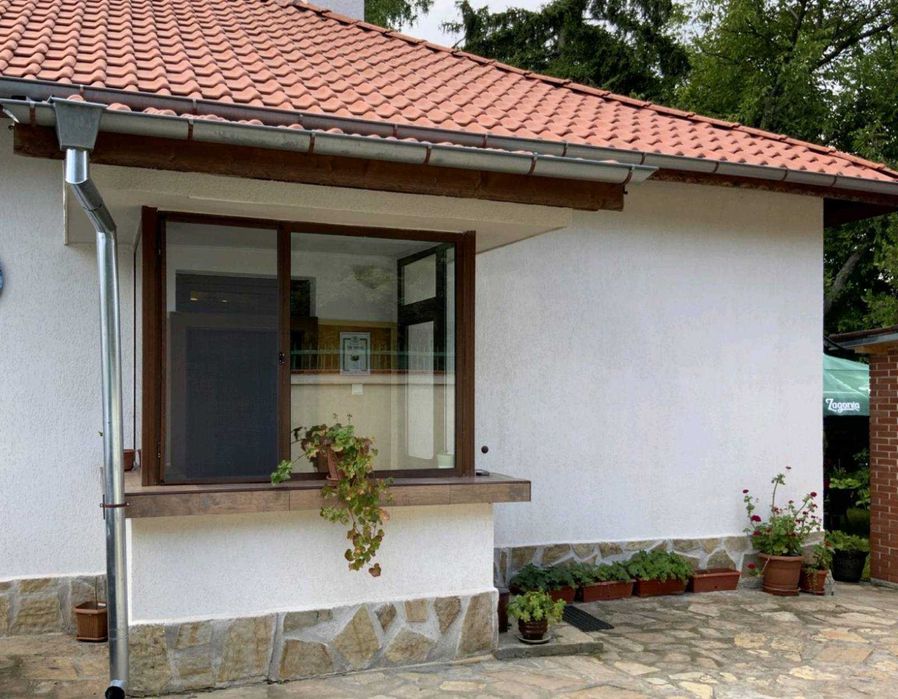 Инвестиционен комплекс с къщи за гости, заведение и УПИ-та в гр. Казанлък | SDN Estates LTD