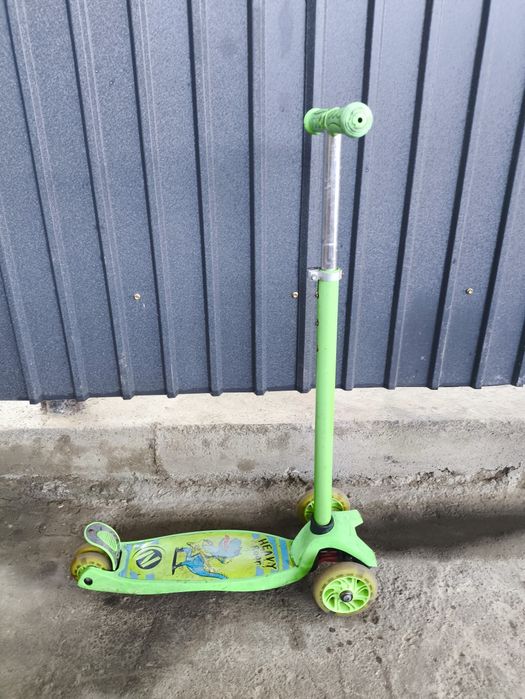 Продам детский самокат