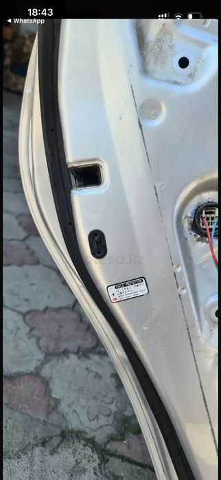 Дверь на тойота королла