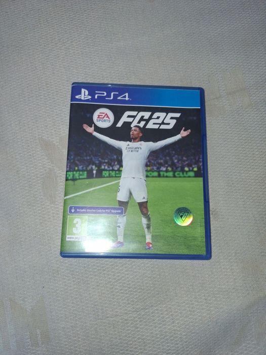 Fc 25 за PS4 във перфектно състояние!