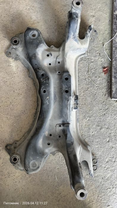 Toyota Estima ACR50 подрамник