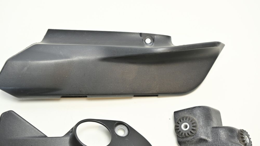 Carene Lateral Stanga Superioara Vas Expansiune Senzor Viteza Ducati