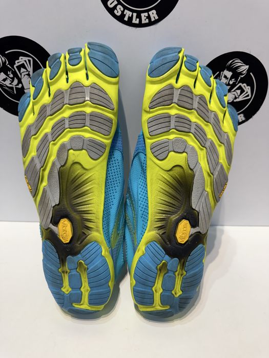Боси обувки VIBRAM FIVE FINGERS .Номер 39