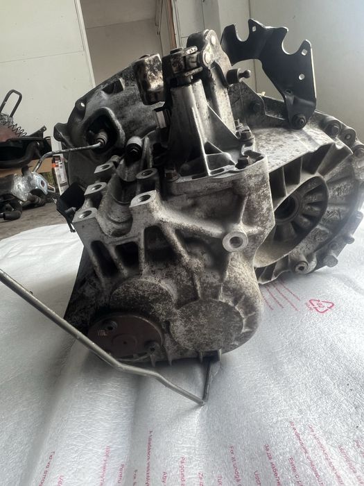 Cutie viteze Ford Transit 2.0 diesel 5 trepte cod ICIR - 7F096