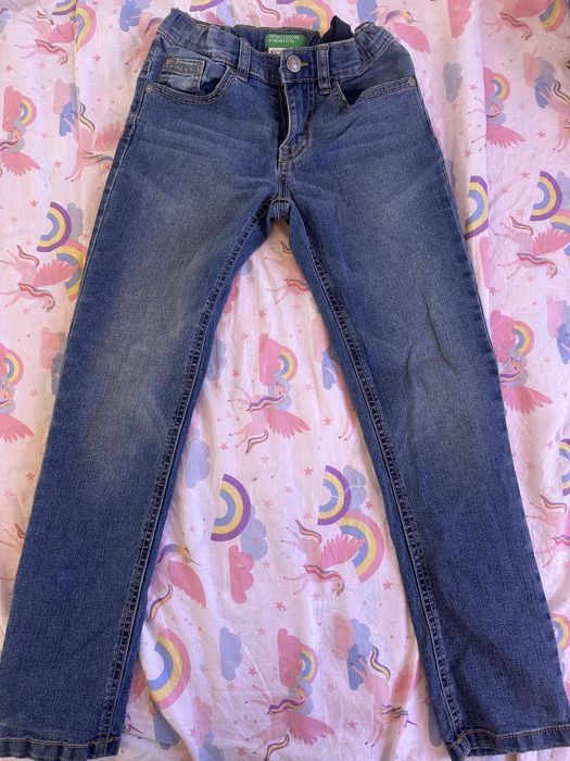 Benetton, ZARA, Guess , DKNY
