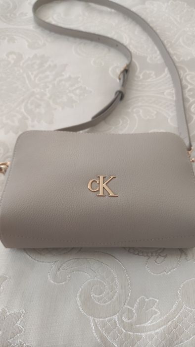 Оригинална дамска чанта Calvin Klein