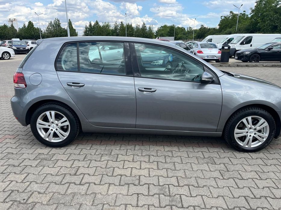 VOLKSWAGEN Golf 2011 — imagine 4