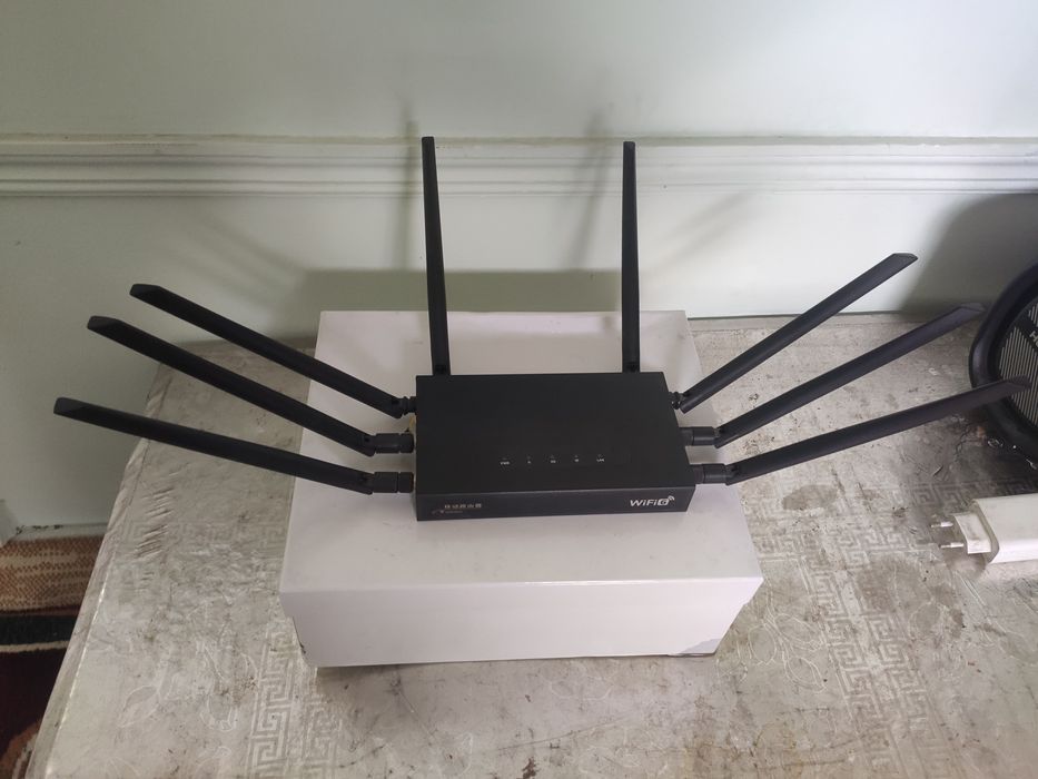 Wifi router 8 ta shoxli sim kartali