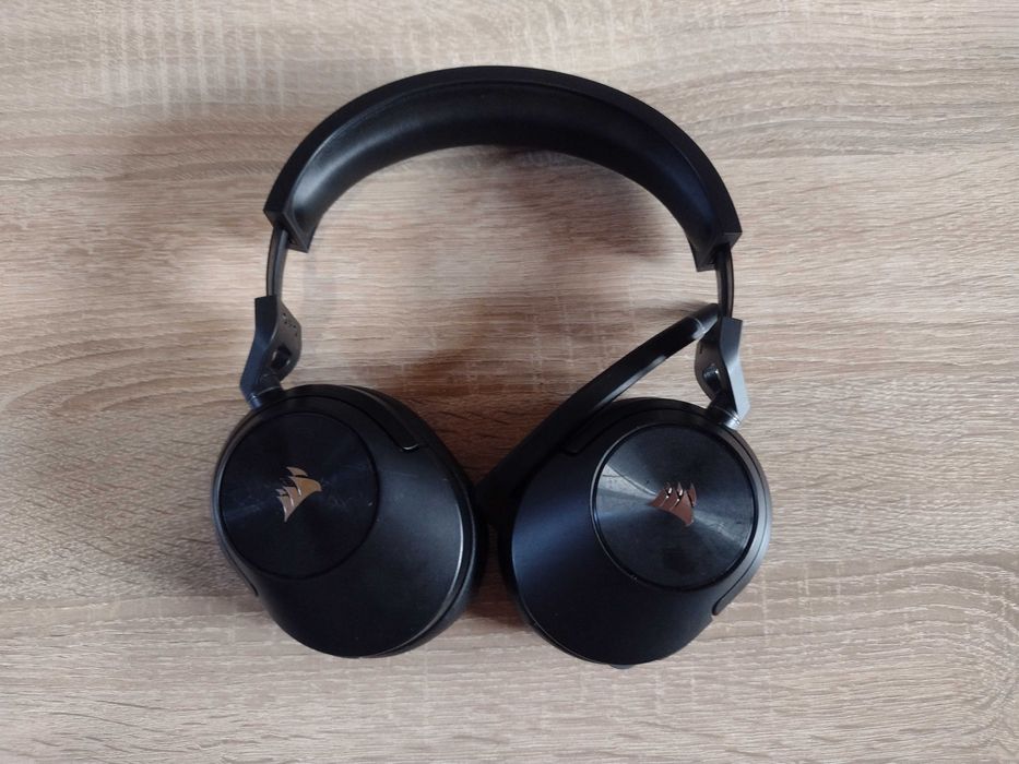 Corsair HS55 WIRELESS Gaming Headset Bluetooth
