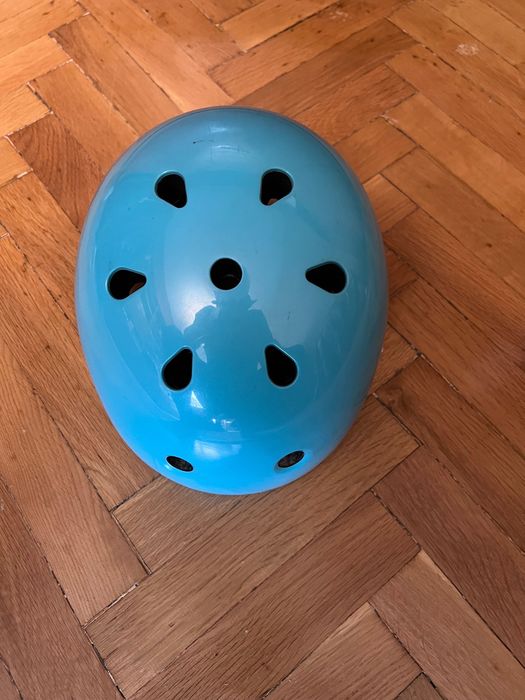 Продавам детска каска BTWIN размер S 52-55