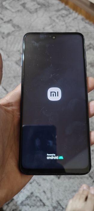 Redmi note 9 pro impecabil.