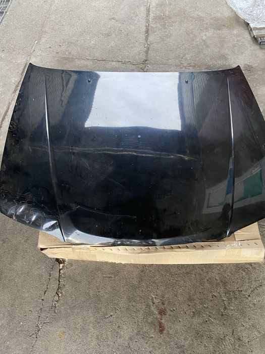 Капот Nissan Avenir