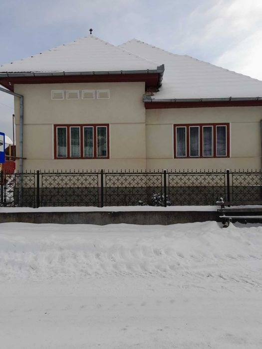 Casa de vanzare Deleni