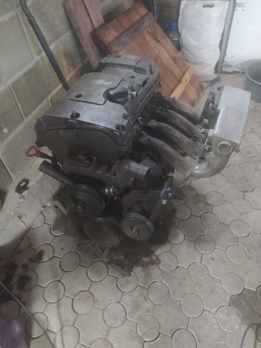 Mercedes Мотор m111  1.8