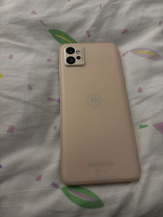 Motorola g32 телефон