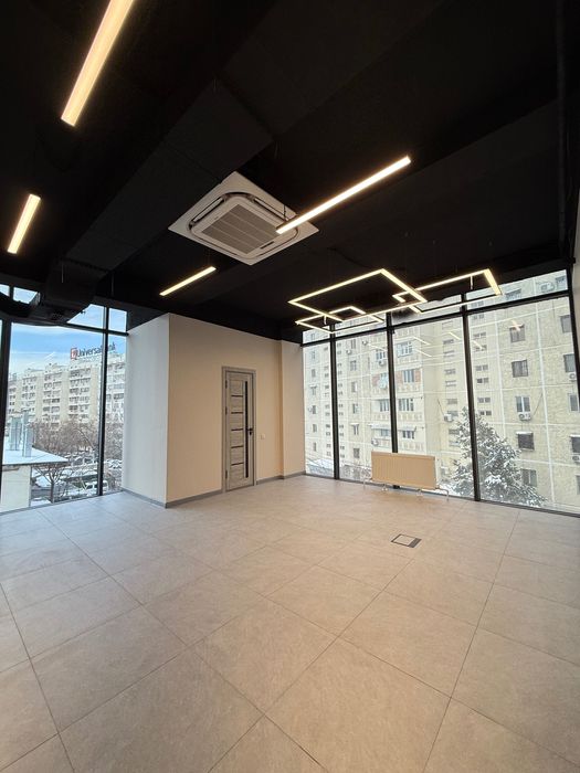 Продаётся коммерческое помещение. Тижорий жой сотилади.