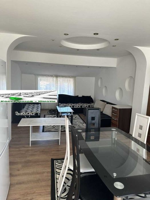 Дава се под наем Тристаен апартамент в Пловдив, Център - 120 кв.м за 400 € - Снимка #8