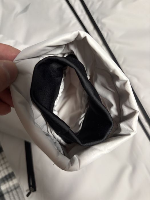 Продам новую куртку li-ning