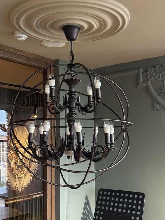 Продам люстру б/у