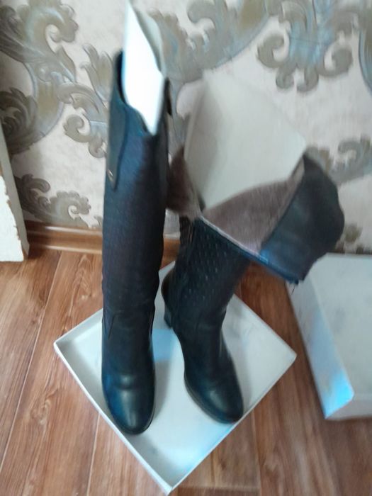 Обувь 35 ,37,38,40 размера недорого.