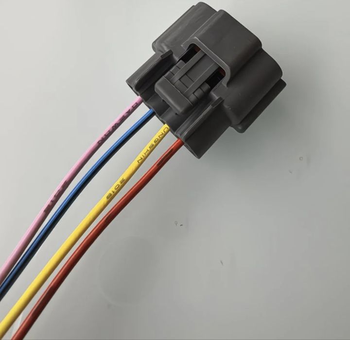 Разьем 4 контактный на трамблер