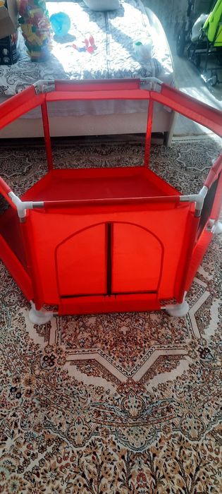 Продам санки.Коляску