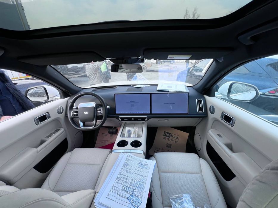 Lixiang L 7 ultra 10000 km 2024 yil