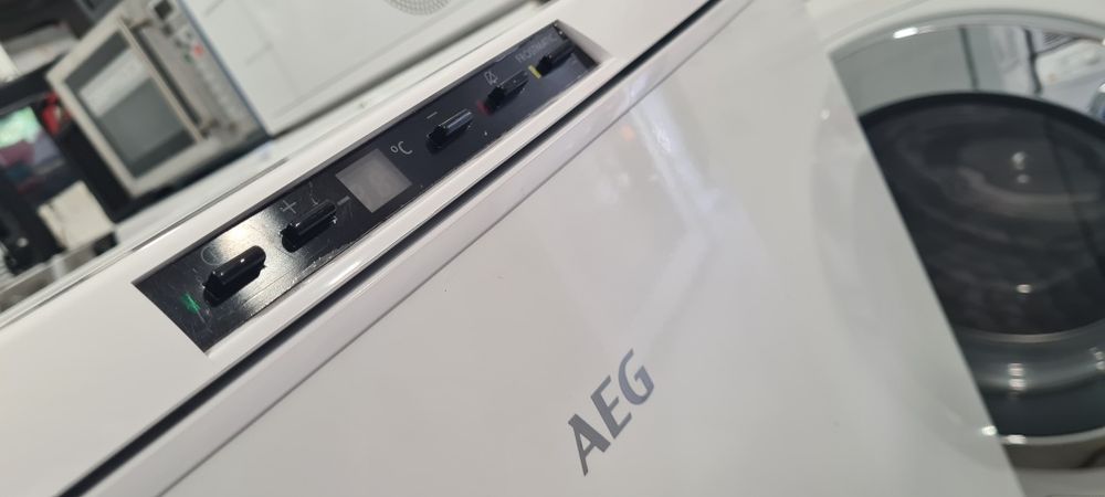 Фризер AEG 85см А+ NoFrost  Като НОВ!