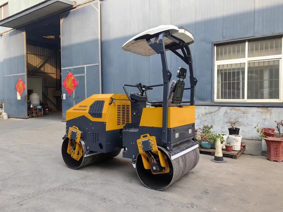 Chuqur tomoq porno kliplar