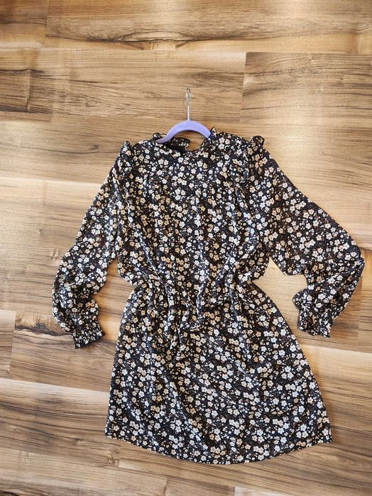 Рокля Onli модел Sia