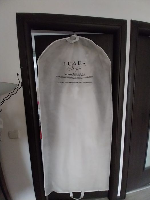 Rochie de mireasa - vând sau schimb cu telefon performant