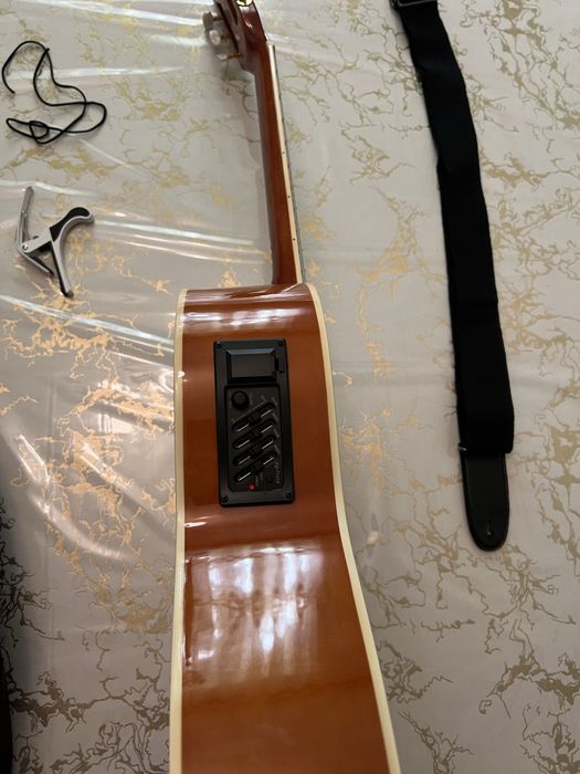 gitara sotiladi Deviser L-320-YN 39