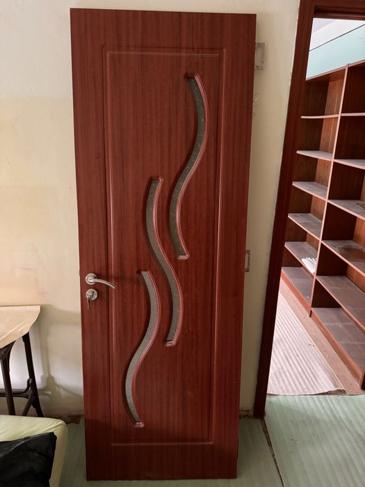 Usi interior cu toc - lemn wenge 200 lei bucata