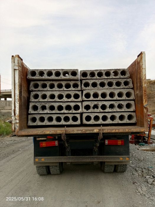 Samosval bort kuzf sotiladi eni 2.45 m. Bo‘yi 1.5 m. Uzunligi 5.5 metr