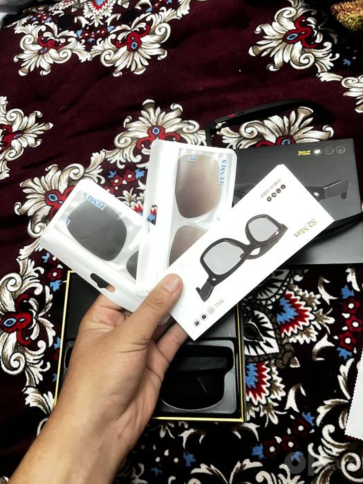 S2 Max smart glasses