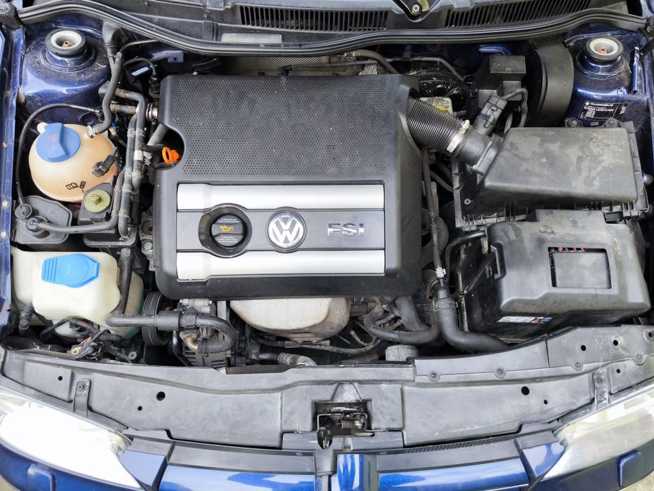 Vând Volkswagen Bora 1.6FSI