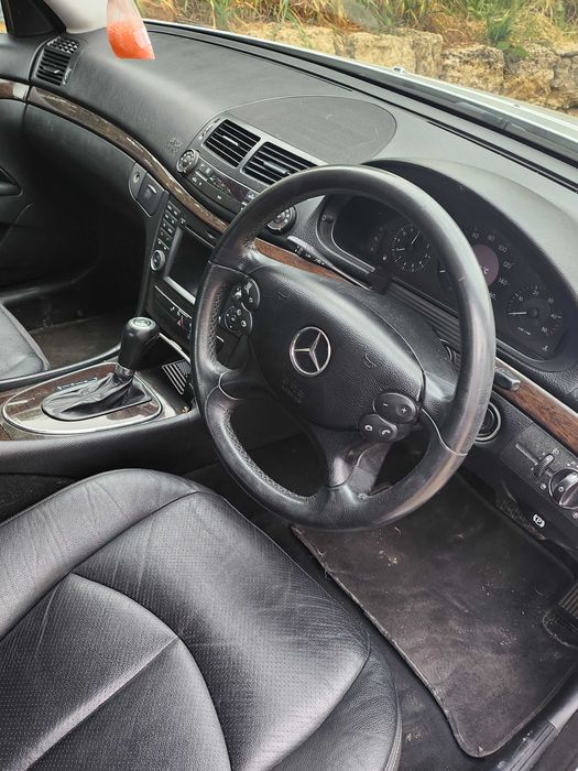 Мерцедес  Е 220 2009 на части