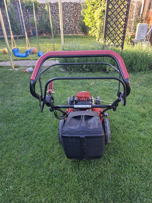 Masina de tuns iarba Honda GCV 135