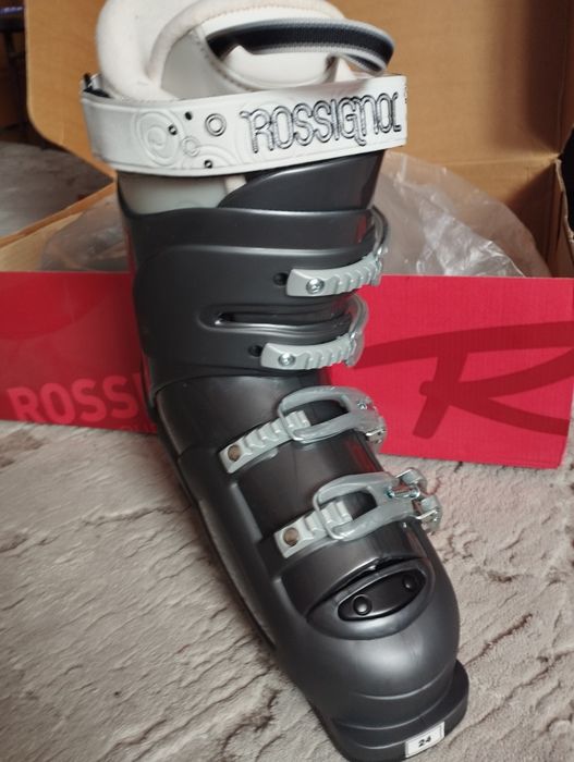 Лыжные ботинки новые