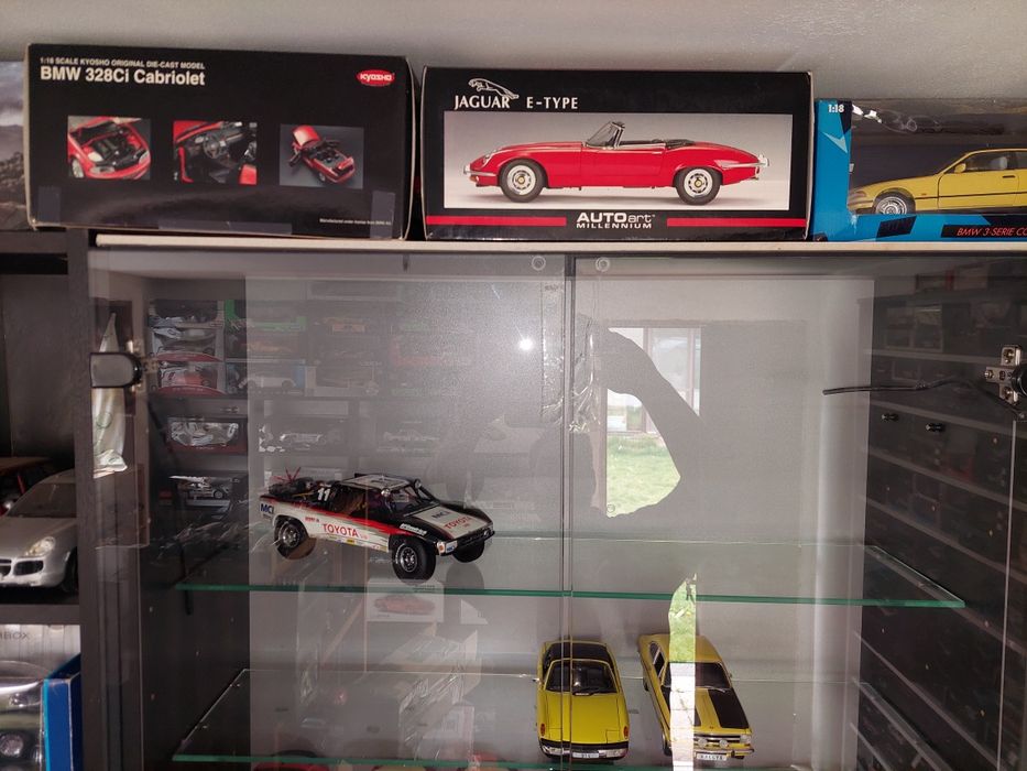 Колекционерски модели 1:18 Autoart,Revell,Solido,Maisto,Anson,Rico