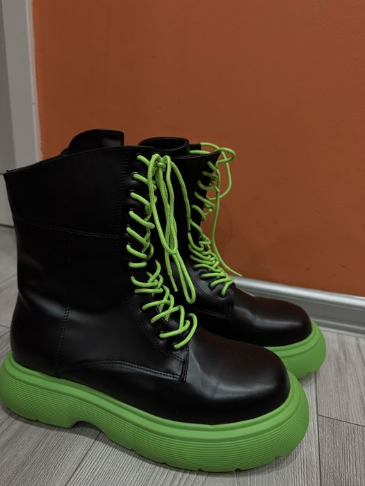 Нови топли зимни боти