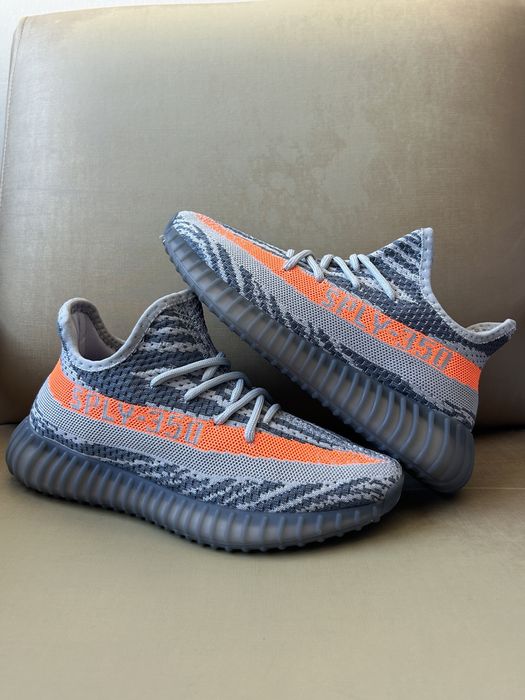 Vand adidasi yeezy