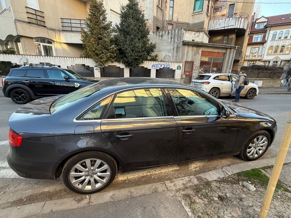 AUDI A4 2009 — imagine 2